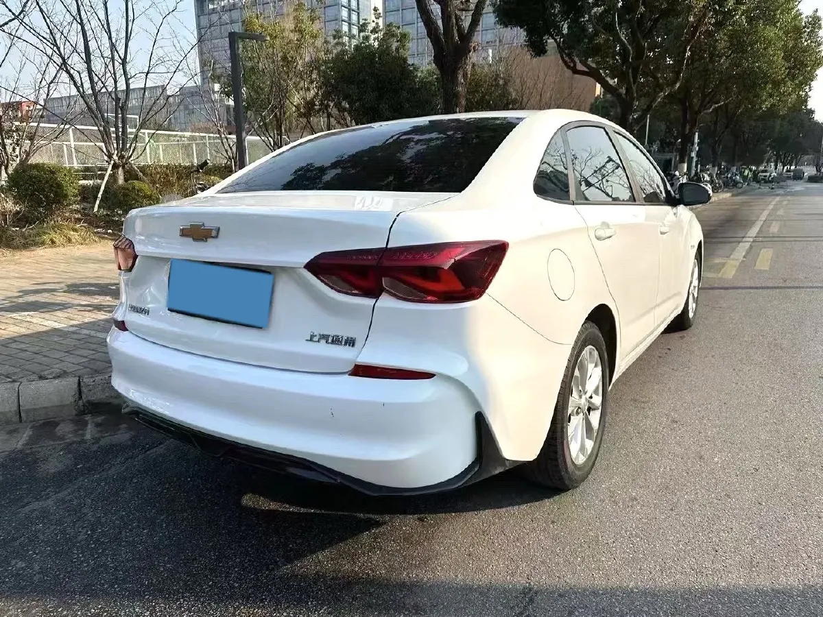 2023 Chevrolet Monza 1.5L 113HP L4 6DCT,autocango,china used car exporter,china ev exporter,chinese used car exporter,chinese used ev exporter