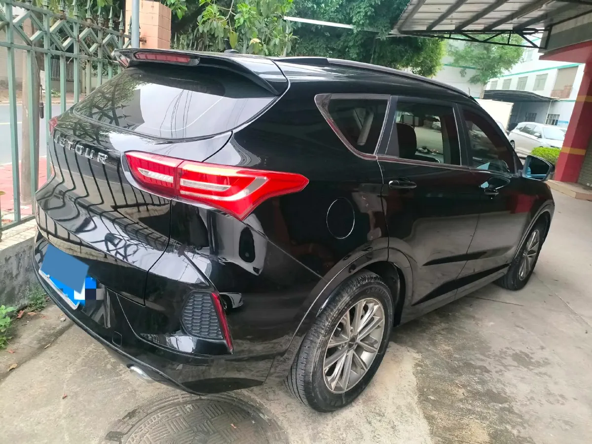 2020 Jetour X70 1.5T 156HP L4 6MT,autocango,china used car exporter,china ev exporter,chinese used car exporter,chinese used ev exporter