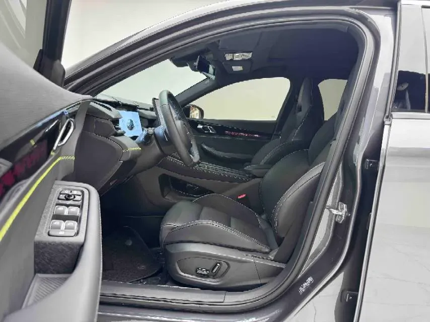 2025 LYNK&CO 03 1.5T 181HP L4 7DCT,autocango,china used car exporter,china ev exporter,chinese used car exporter,chinese used ev exporter