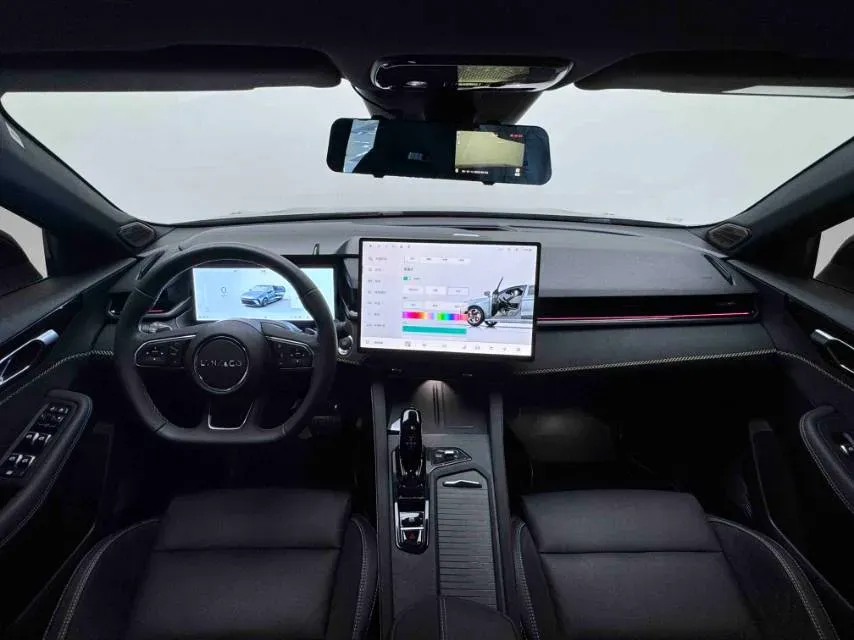 2025 LYNK&CO 03 1.5T 181HP L4 7DCT,autocango,china used car exporter,china ev exporter,chinese used car exporter,chinese used ev exporter