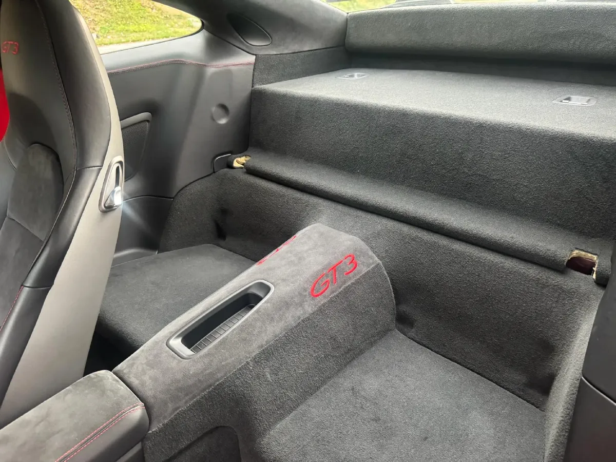 2018 Porsche 911 4.0L 500HP H6 7DCT,autocango,china used car exporter,china ev exporter,chinese used car exporter,chinese used ev exporter