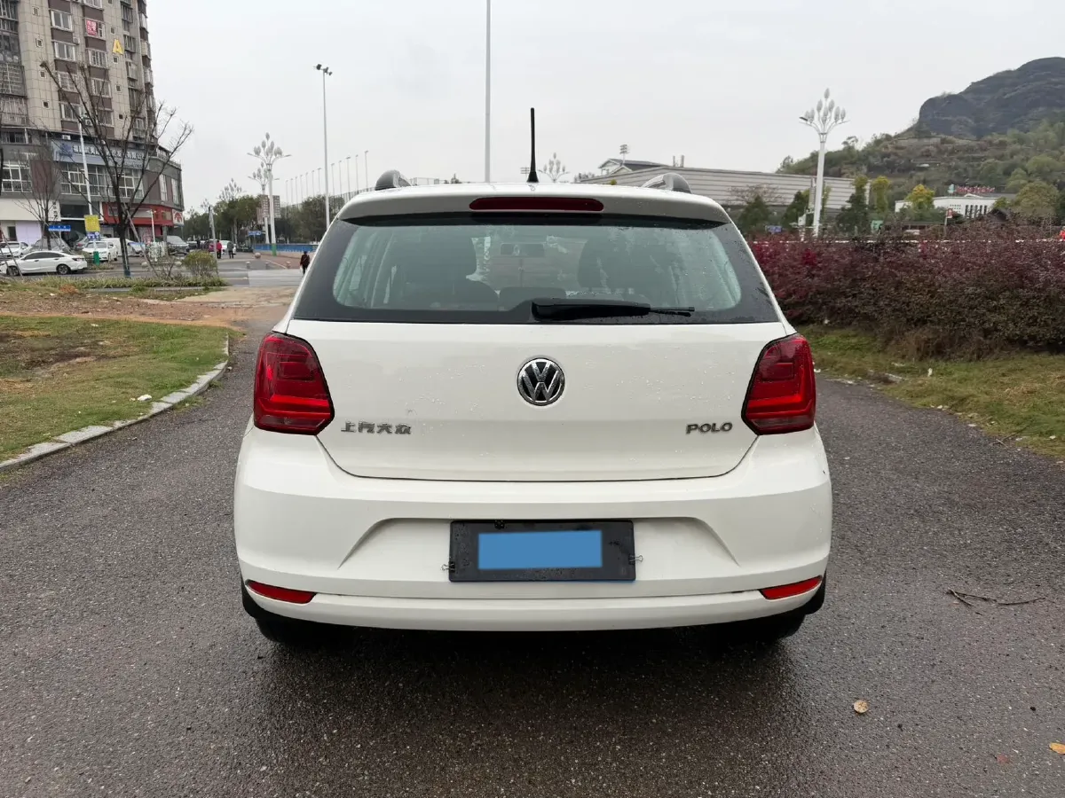 2016 Volkswagen Polo 1.4L 90HP L4 5MT,autocango,china used car exporter,china ev exporter,chinese used car exporter,chinese used ev exporter