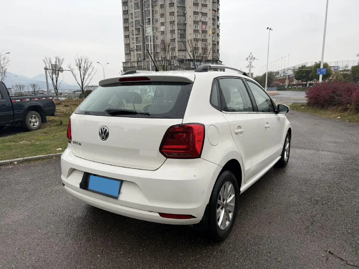 2016 Volkswagen Polo 1.4L 90HP L4 5MT,autocango,china used car exporter,china ev exporter,chinese used car exporter,chinese used ev exporter