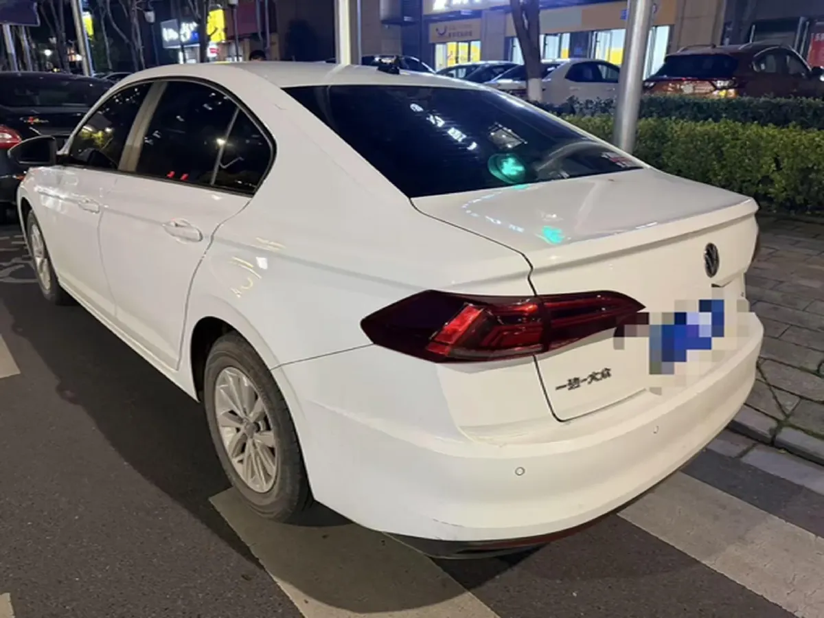 2021 Volkswagen Bora 1.5L 113HP L4 6AT,autocango,china used car exporter,china ev exporter,chinese used car exporter,chinese used ev exporter