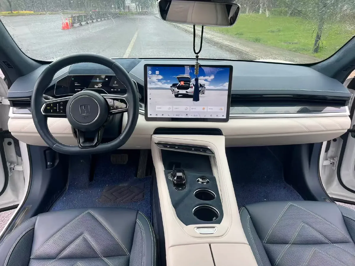 2023 Zeekr 001 BEV 86KWH,autocango,china used car exporter,china ev exporter,chinese used car exporter,chinese used ev exporter