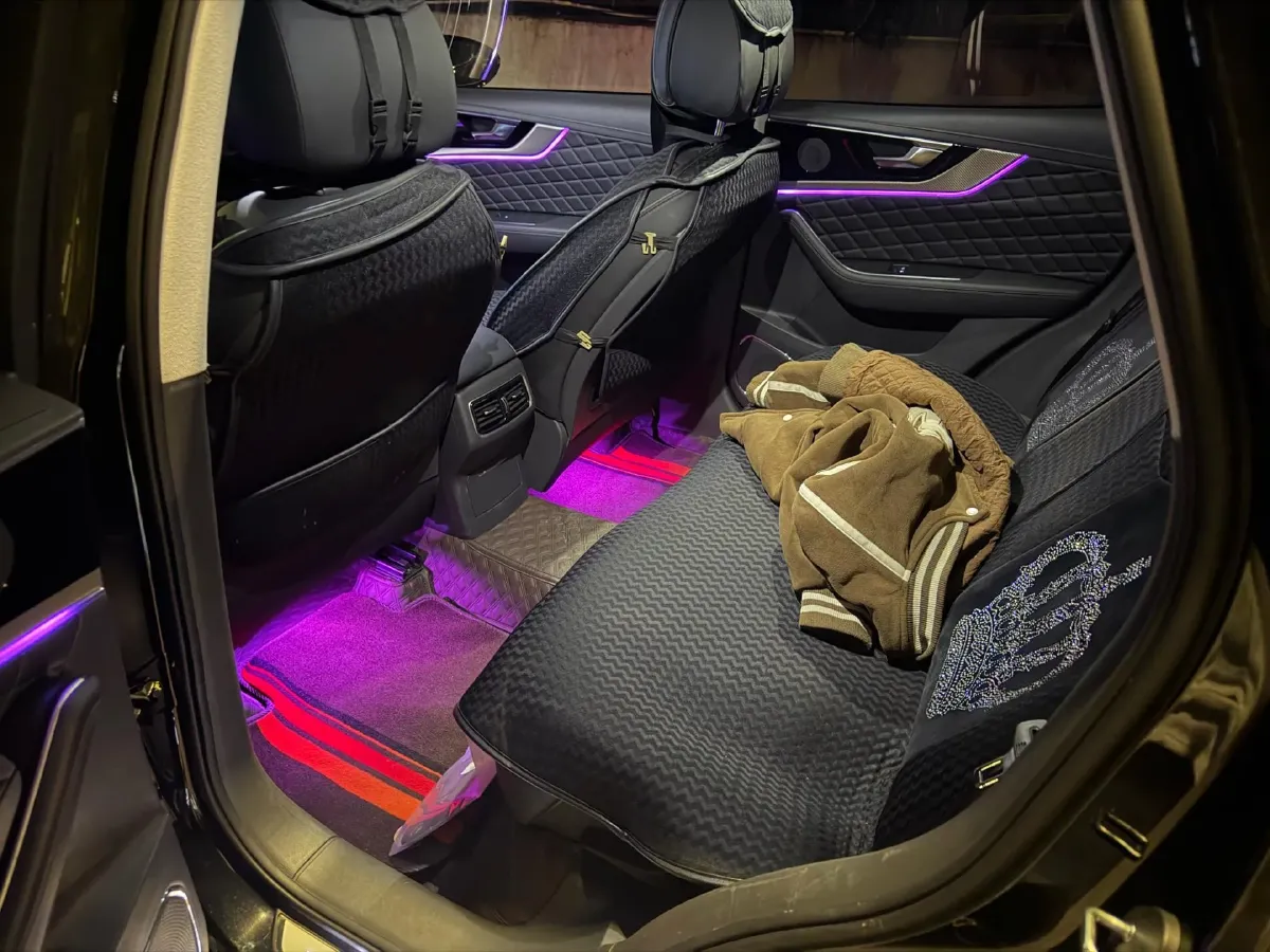 2019 HongQi HS5 2.0T 224HP L4 6AT,autocango,china used car exporter,china ev exporter,chinese used car exporter,chinese used ev exporter