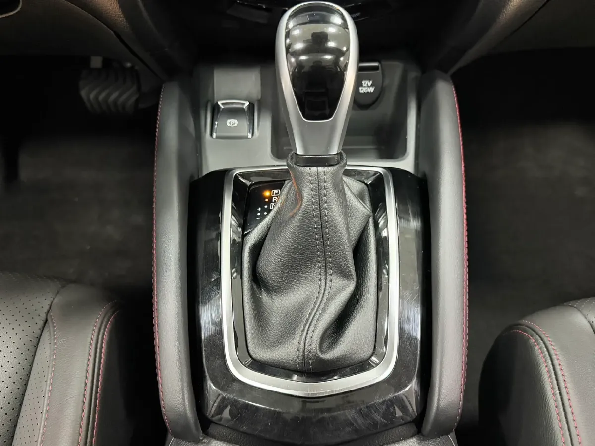 2022 Nissan Qashqai 2.0L 151HP L4 CVT,autocango,china used car exporter,china ev exporter,chinese used car exporter,chinese used ev exporter