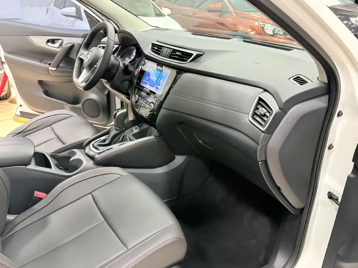 2022 Nissan Qashqai 2.0L 151HP L4 CVT,autocango,china used car exporter,china ev exporter,chinese used car exporter,chinese used ev exporter