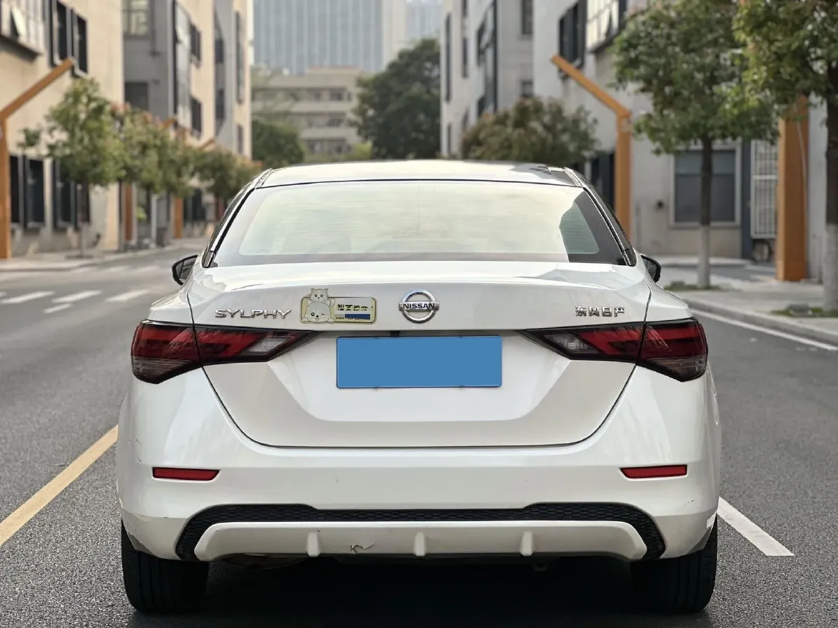 2021 Nissan Sylphy 1.6L 135HP L4 CVT,autocango,china used car exporter,china ev exporter,chinese used car exporter,chinese used ev exporter