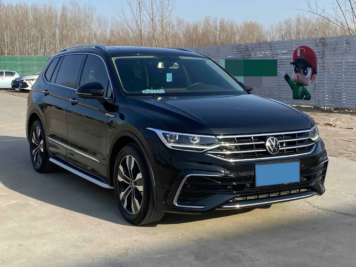 2024 Volkswagen Tiguan L 2.0T 186HP L4 7DCT,autocango,china used car exporter,china ev exporter,chinese used car exporter,chinese used ev exporter