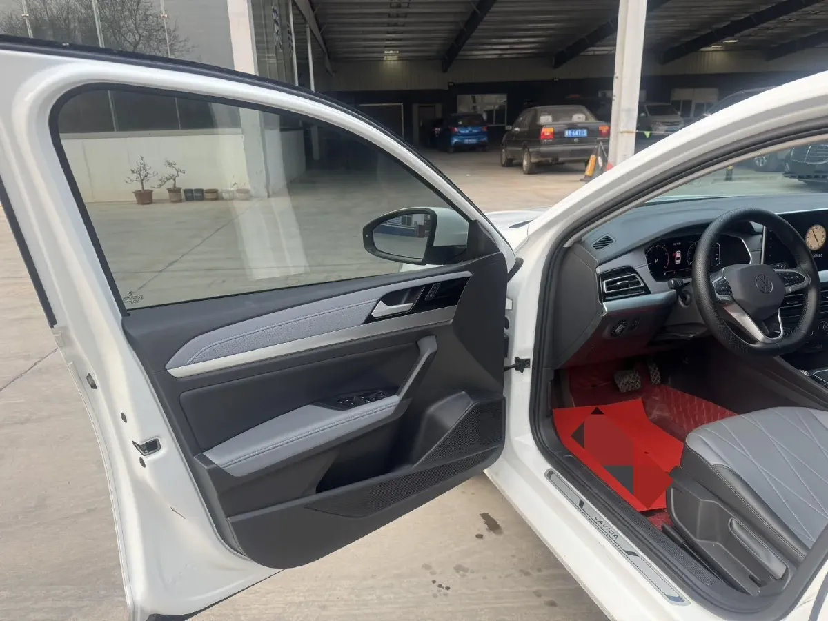 2023 Volkswagen Lavida 1.5L 110HP L4 6AT,autocango,china used car exporter,china ev exporter,chinese used car exporter,chinese used ev exporter