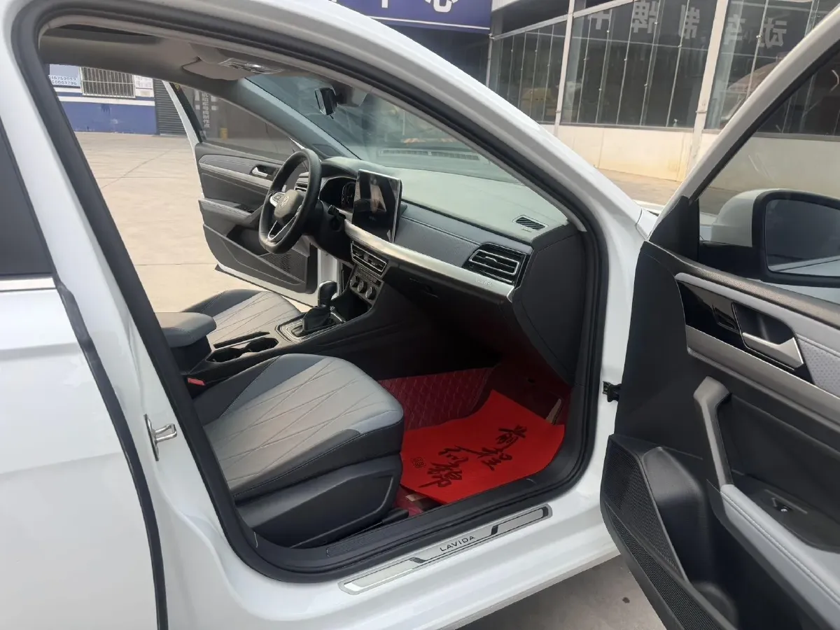 2023 Volkswagen Lavida 1.5L 110HP L4 6AT,autocango,china used car exporter,china ev exporter,chinese used car exporter,chinese used ev exporter