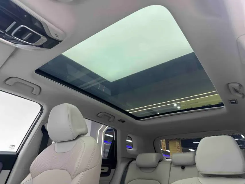 2023 Geely ICON 1.5T 181HP L4 7DCT,autocango,china used car exporter,china ev exporter,chinese used car exporter,chinese used ev exporter