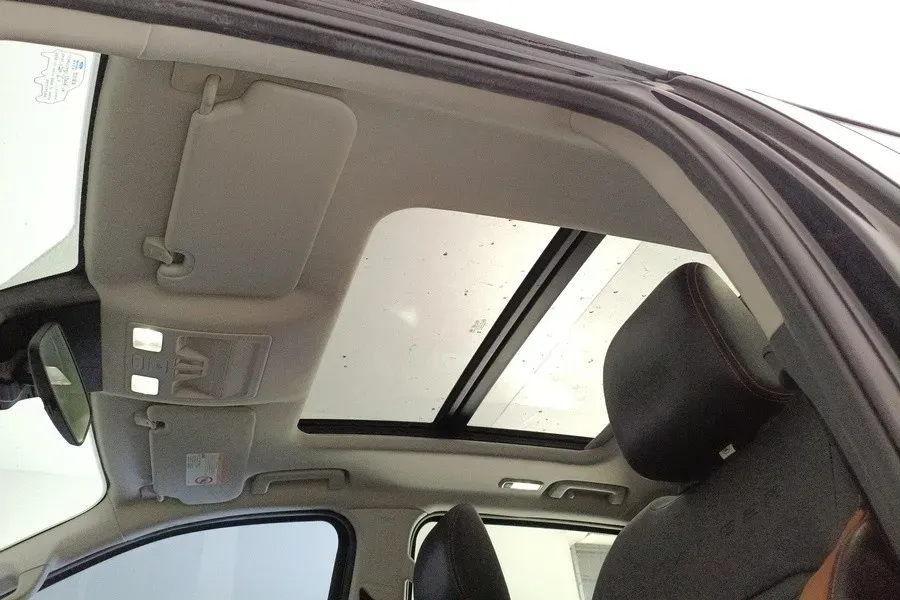 2023 Ford Ranger 2.3T 258HP L4 8AT,autocango,china used car exporter,china ev exporter,chinese used car exporter,chinese used ev exporter