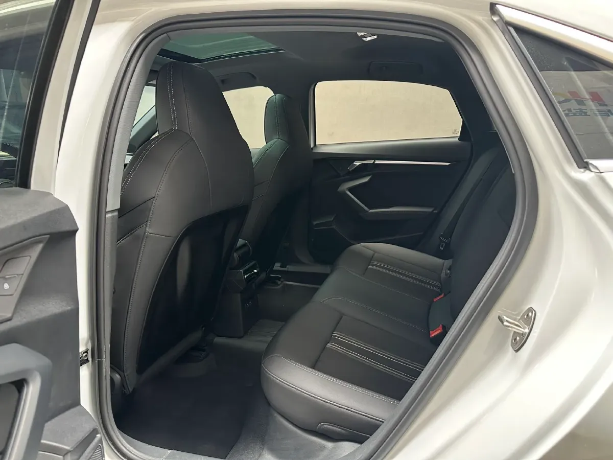 2023 Audi A3 1.4T 150HP L4 7DCT,autocango,china used car exporter,china ev exporter,chinese used car exporter,chinese used ev exporter