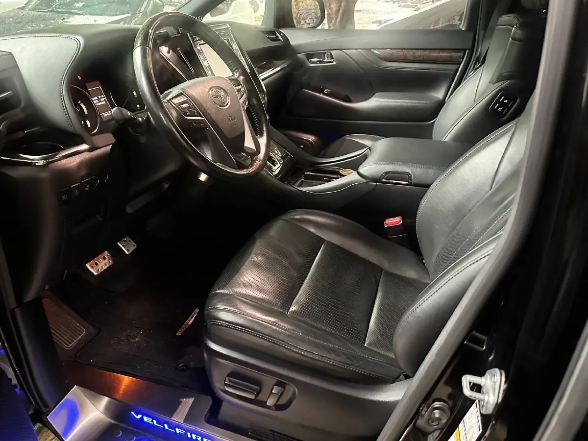 2019 Toyota Vellfire 2.5L 117HP L4 E-CVT Hybrid,autocango,china used car exporter,china ev exporter,chinese used car exporter,chinese used ev exporter