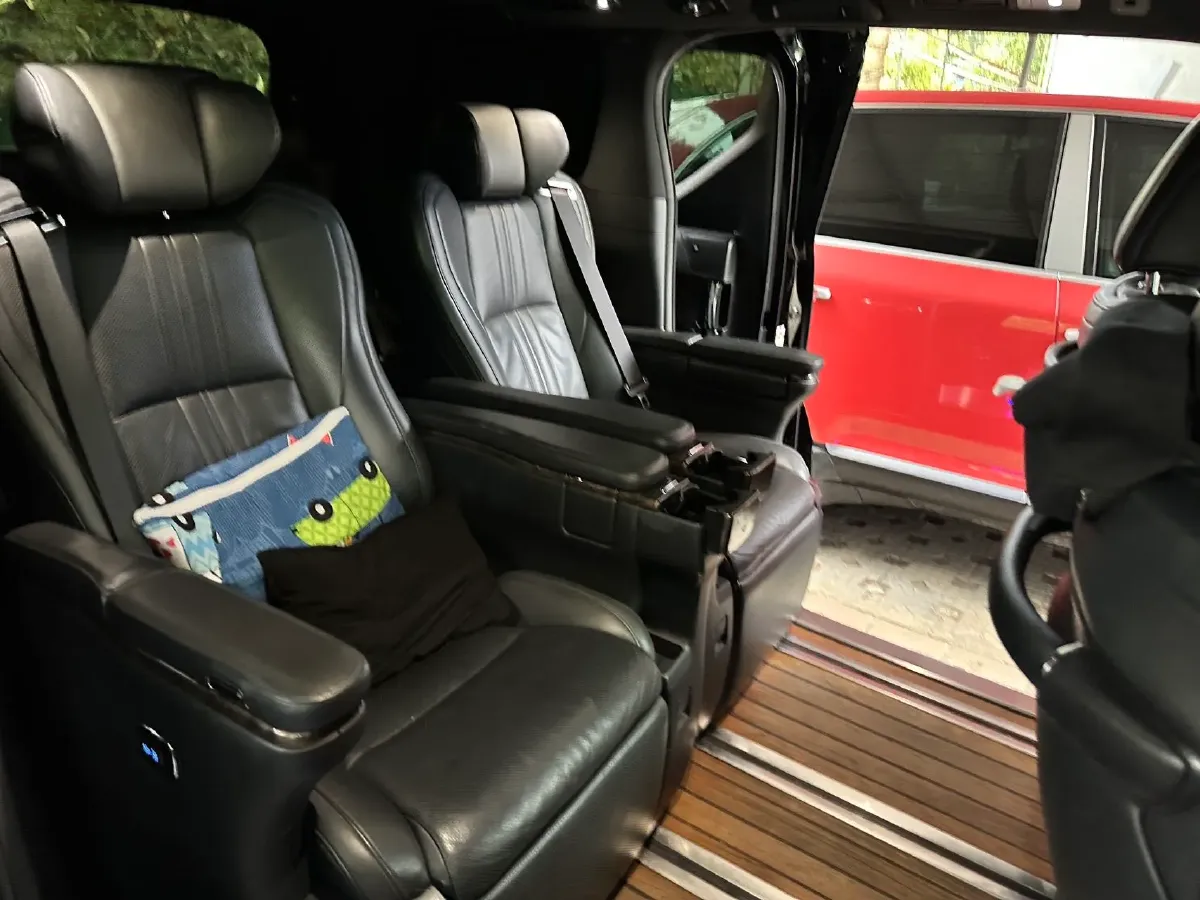 2019 Toyota Vellfire 2.5L 117HP L4 E-CVT Hybrid,autocango,china used car exporter,china ev exporter,chinese used car exporter,chinese used ev exporter