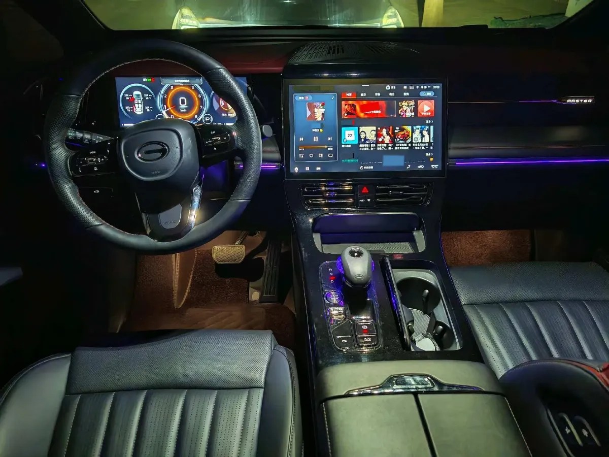 2023 GAC Trumpchi M8 2.0T 252HP L4 8AT,autocango,china used car exporter,china ev exporter,chinese used car exporter,chinese used ev exporter