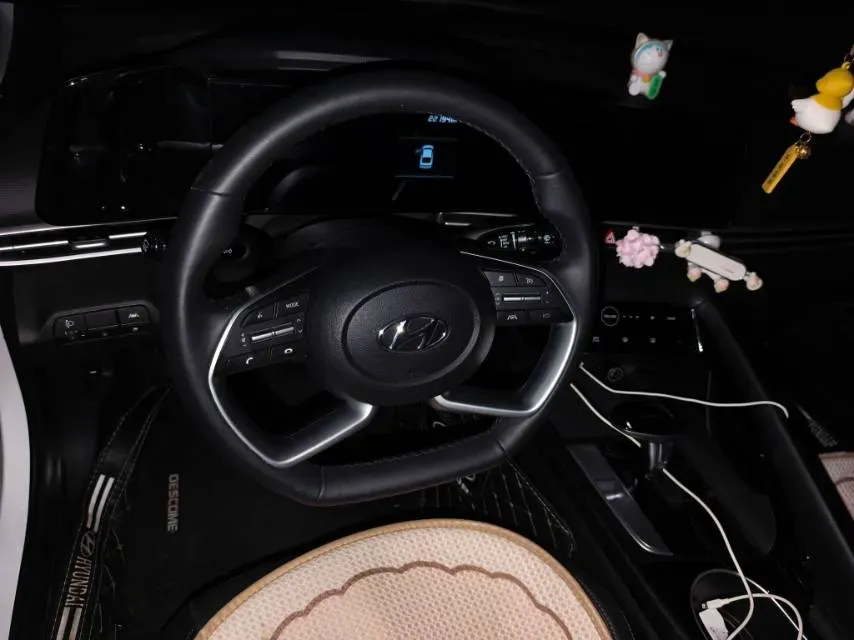 2023 Hyundai Elantra 1.5L 115HP L4 CVT,autocango,china used car exporter,china ev exporter,chinese used car exporter,chinese used ev exporter