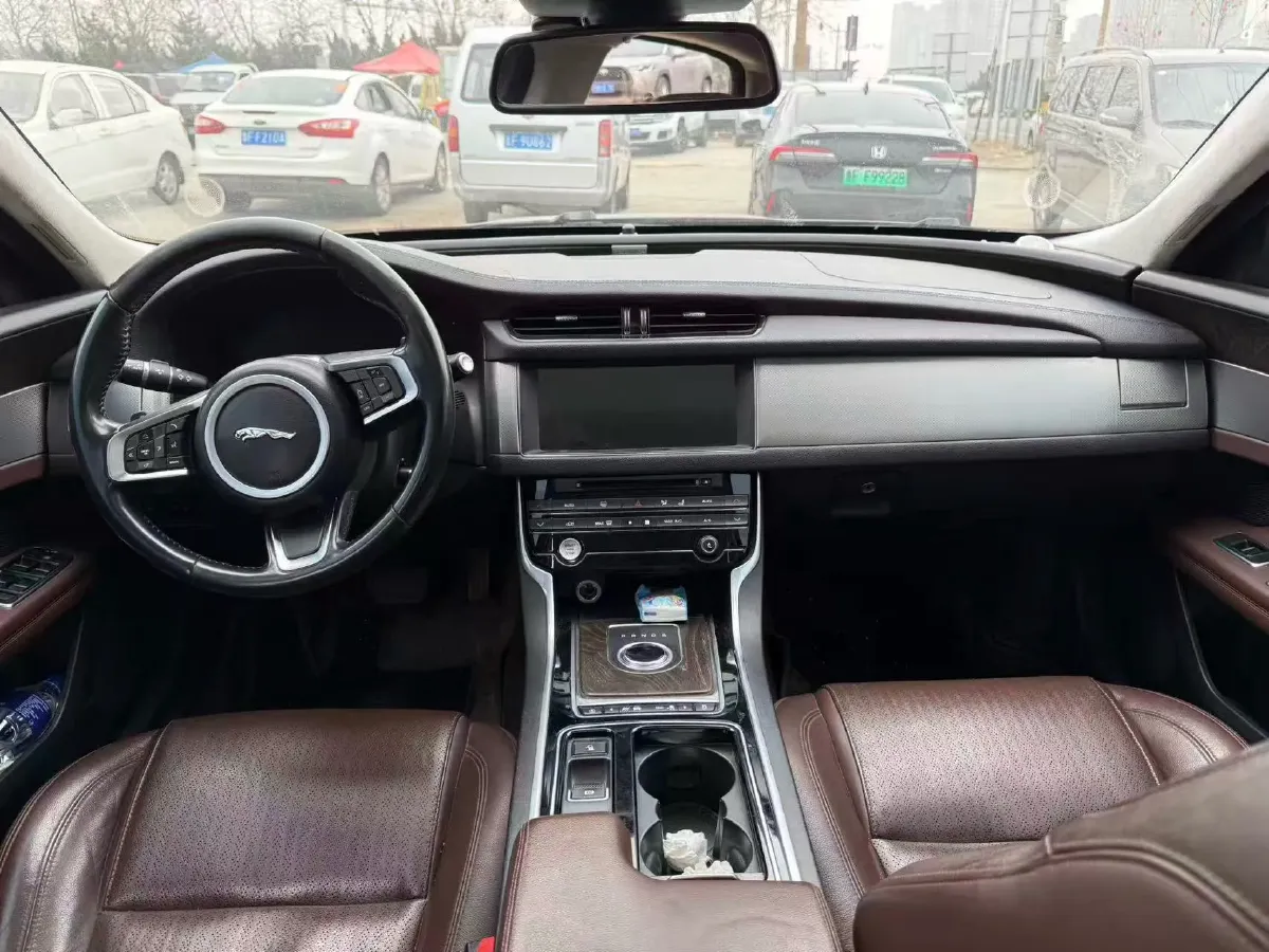 2018 Mercedes-Benz E Class 2.0T 184HP L4 9AT,autocango,china used car exporter,china ev exporter,chinese used car exporter,chinese used ev exporter