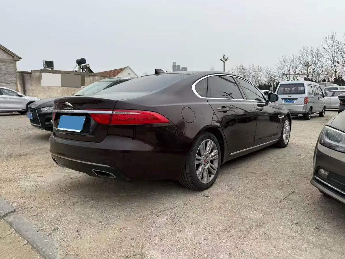 2018 Mercedes-Benz E Class 2.0T 184HP L4 9AT,autocango,china used car exporter,china ev exporter,chinese used car exporter,chinese used ev exporter