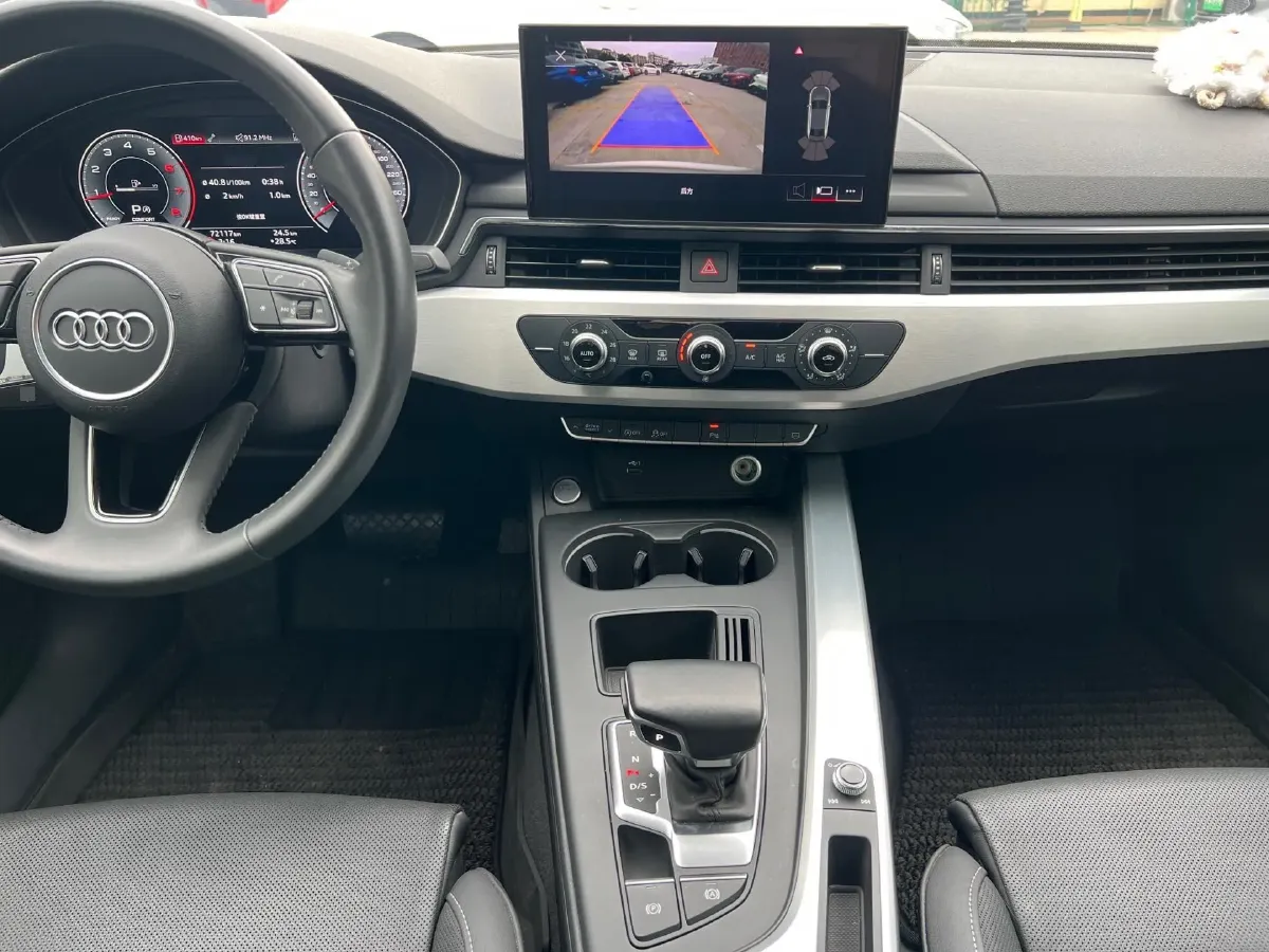 2020 Audi A4L 2.0T 190HP L4 7DCT,autocango,china used car exporter,china ev exporter,chinese used car exporter,chinese used ev exporter