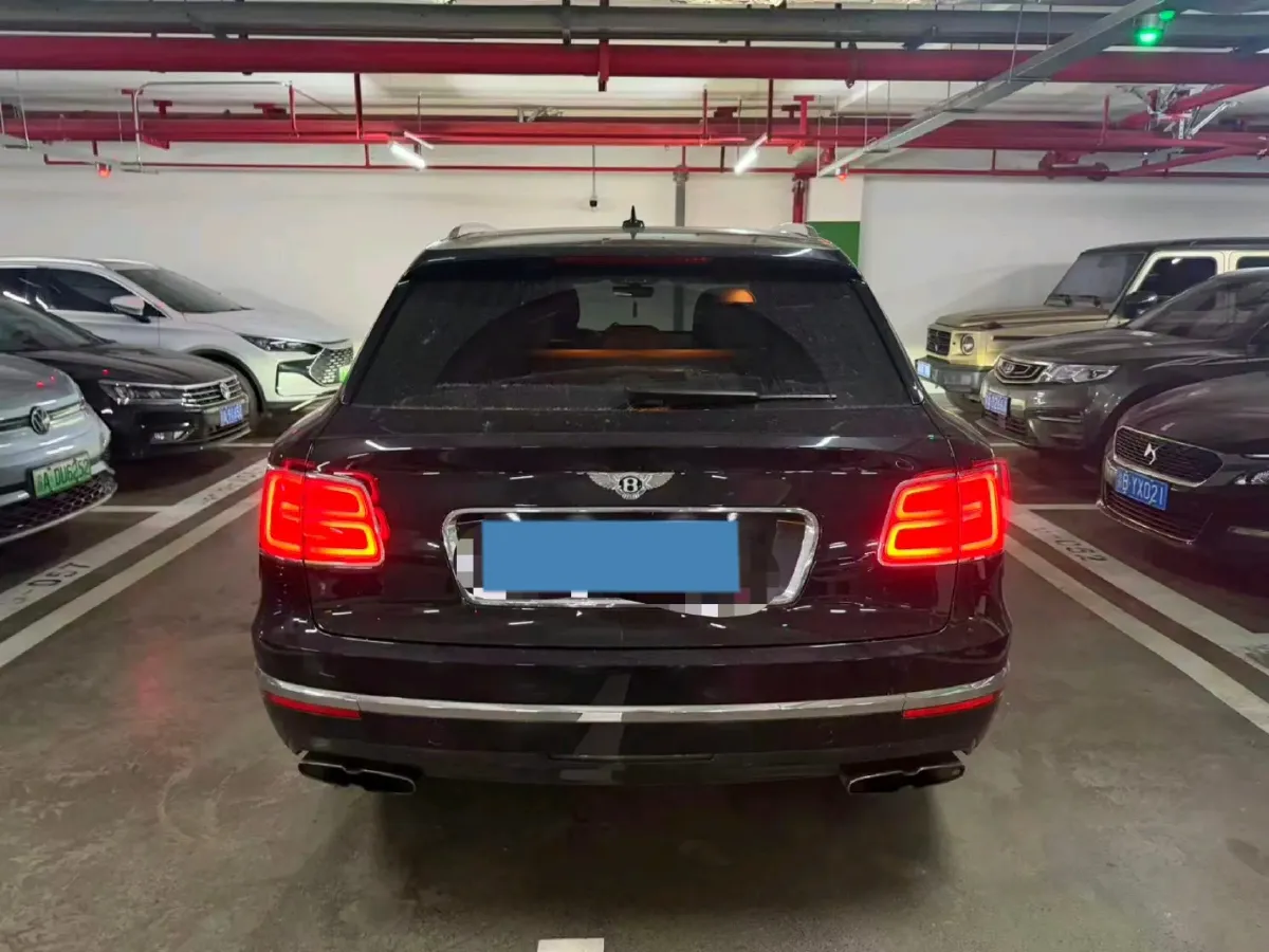 2017 Bentley Bentayga 6.0T 608HP W12 8AT,autocango,china used car exporter,china ev exporter,chinese used car exporter,chinese used ev exporter