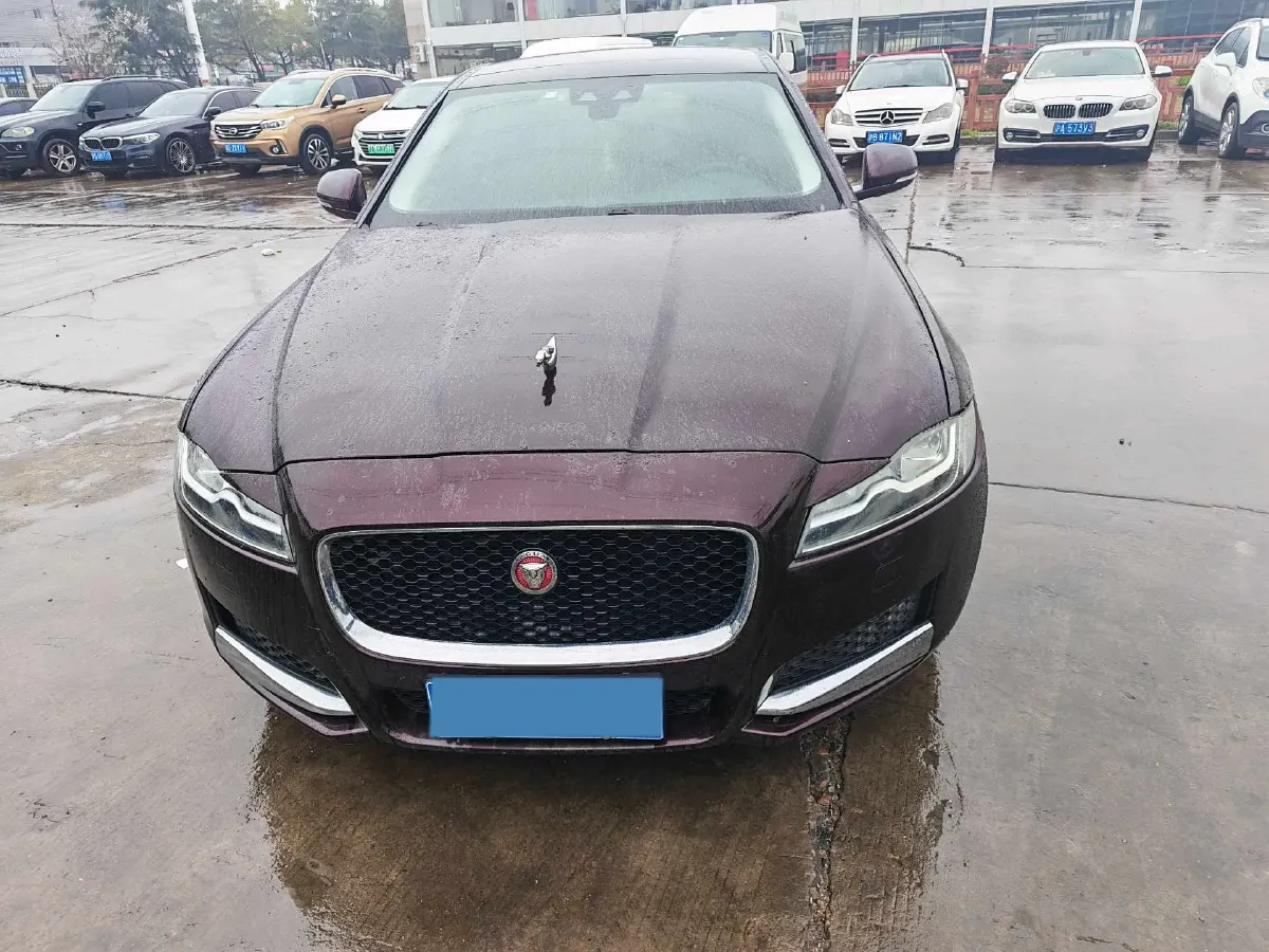 2018 Mercedes-Benz E Class 2.0T 184HP L4 9AT,autocango,china used car exporter,china ev exporter,chinese used car exporter,chinese used ev exporter