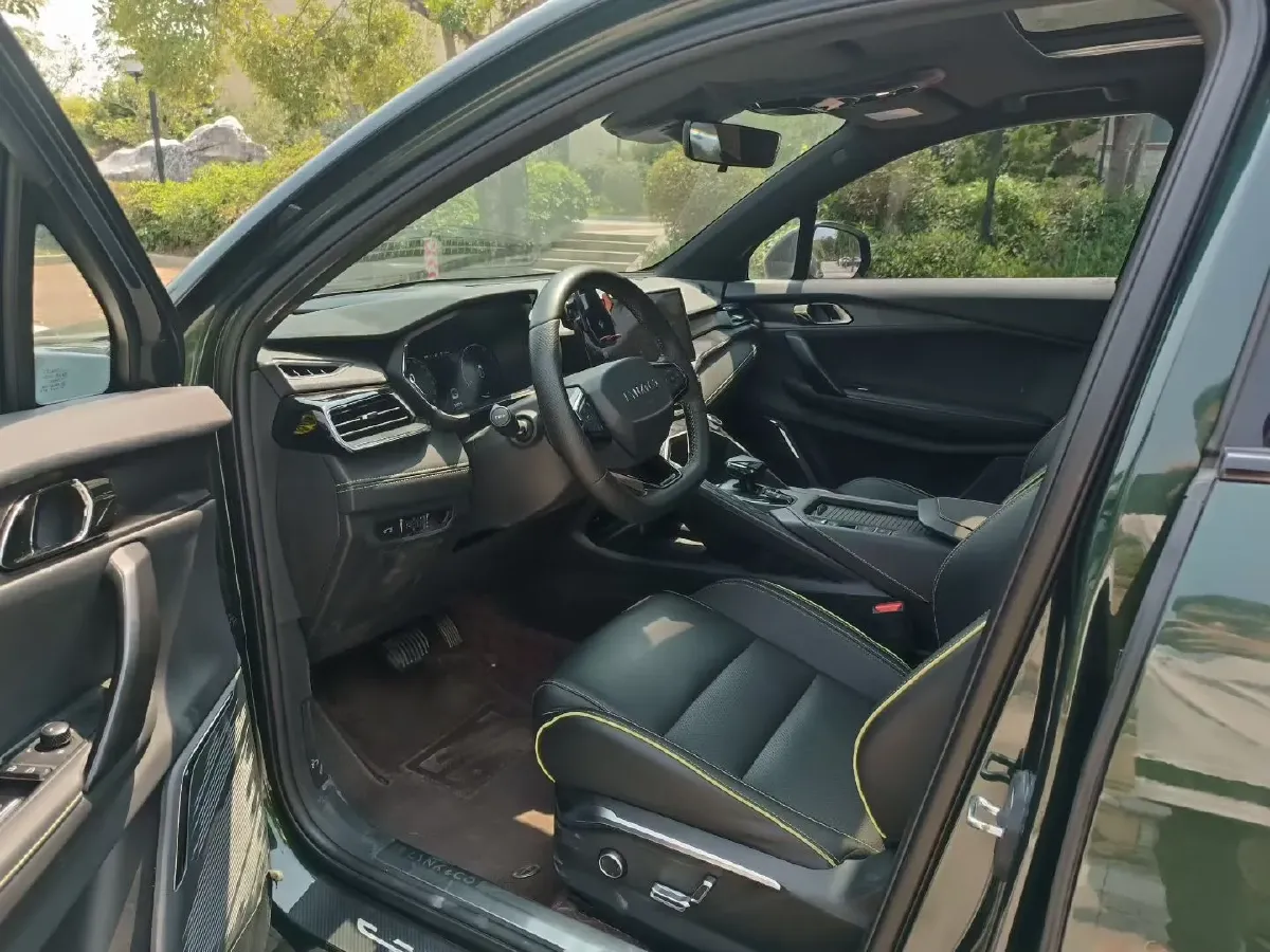 2023 LYNK&CO 06 1.5T 181HP L4 7DCT,autocango,china used car exporter,china ev exporter,chinese used car exporter,chinese used ev exporter