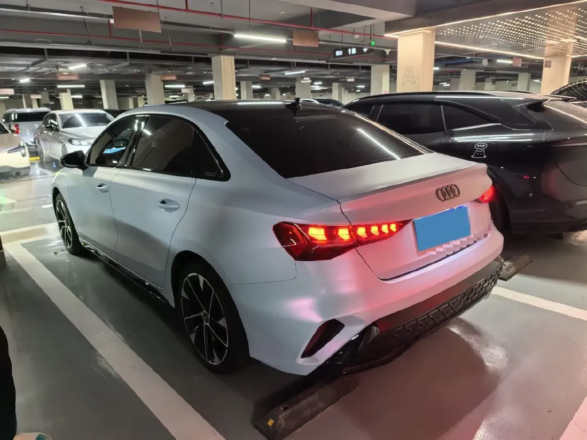 2025 Audi A3 1.5T 160HP L4 7DCT,autocango,china used car exporter,china ev exporter,chinese used car exporter,chinese used ev exporter