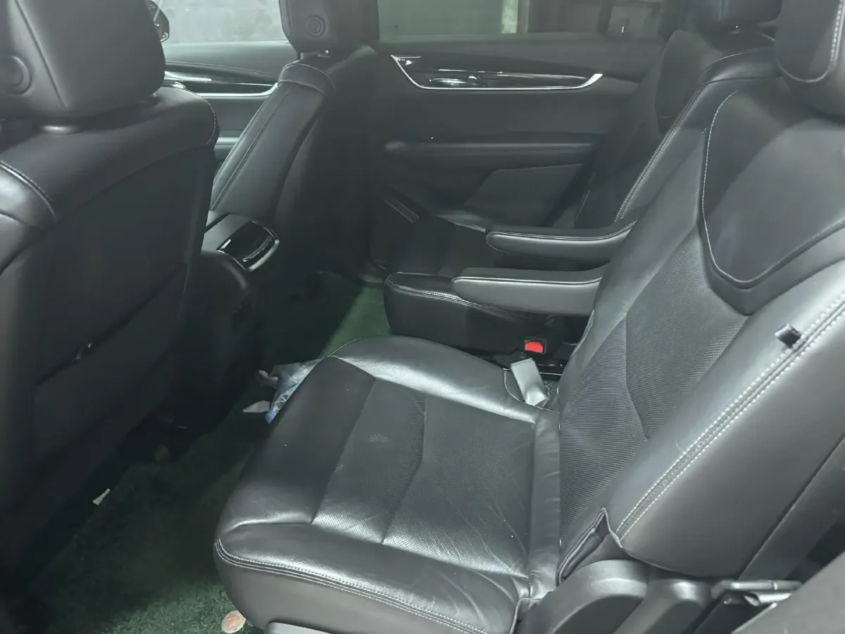 2020 Cadillac XT6 2.0T 237HP L4 9AT,autocango,china used car exporter,china ev exporter,chinese used car exporter,chinese used ev exporter