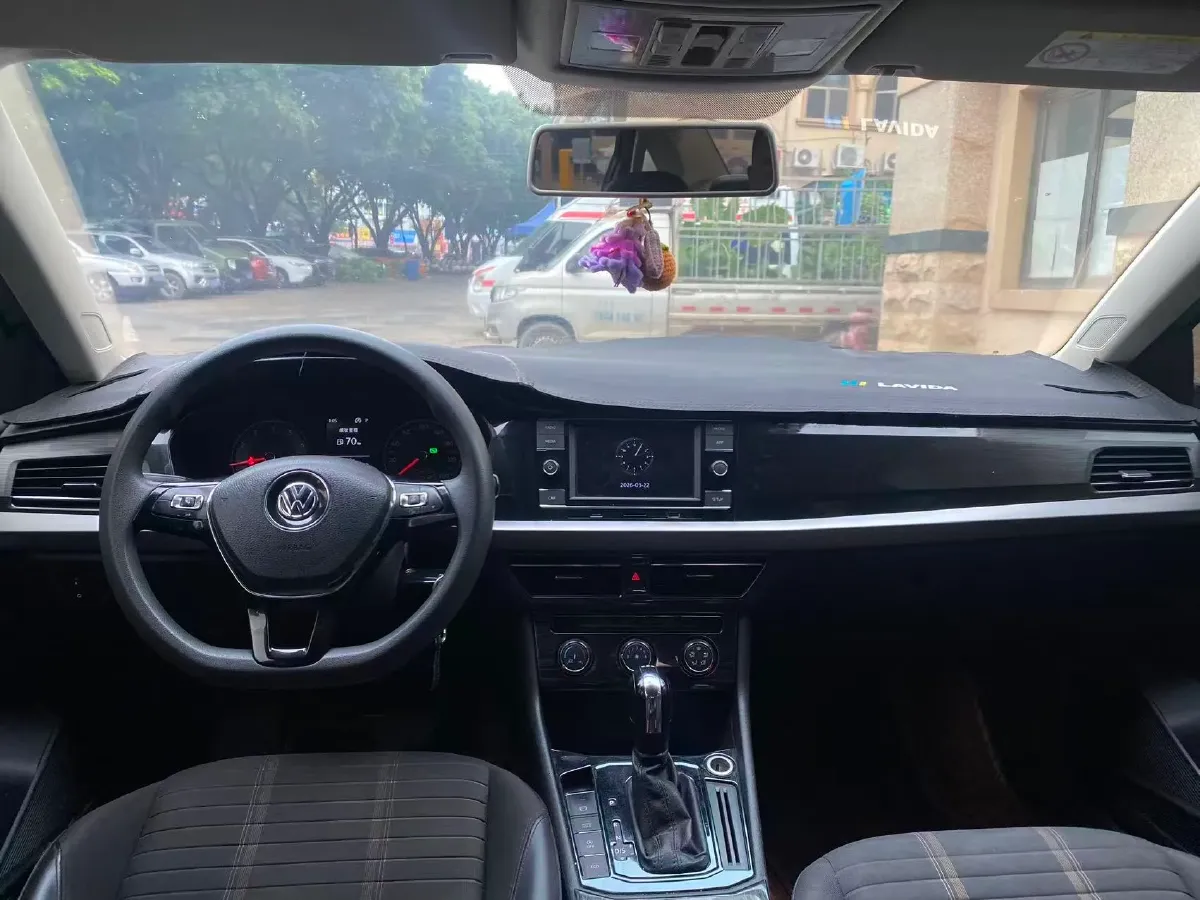 2018 Skoda Karoq 1.4T 150HP L4 7DCT,autocango,china used car exporter,china ev exporter,chinese used car exporter,chinese used ev exporter