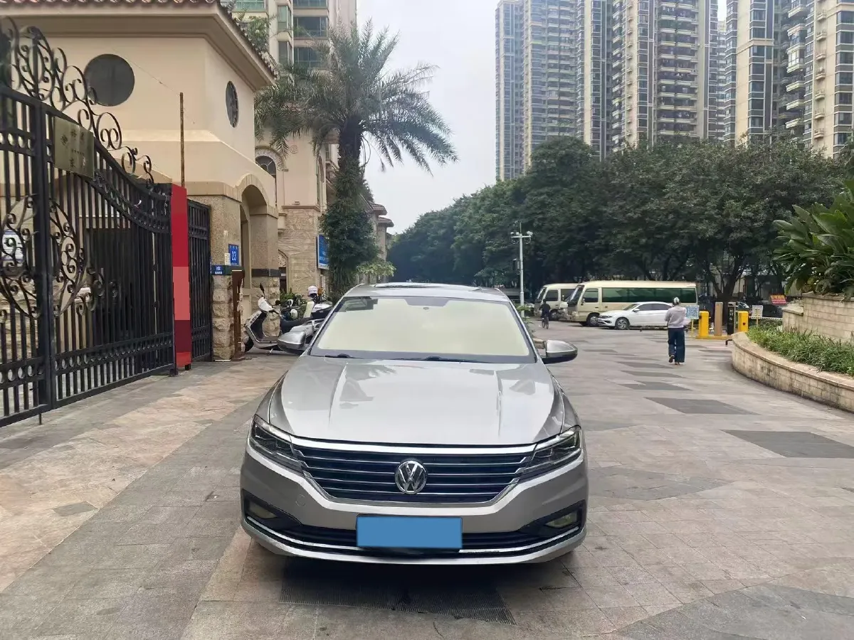 2018 Skoda Karoq 1.4T 150HP L4 7DCT,autocango,china used car exporter,china ev exporter,chinese used car exporter,chinese used ev exporter