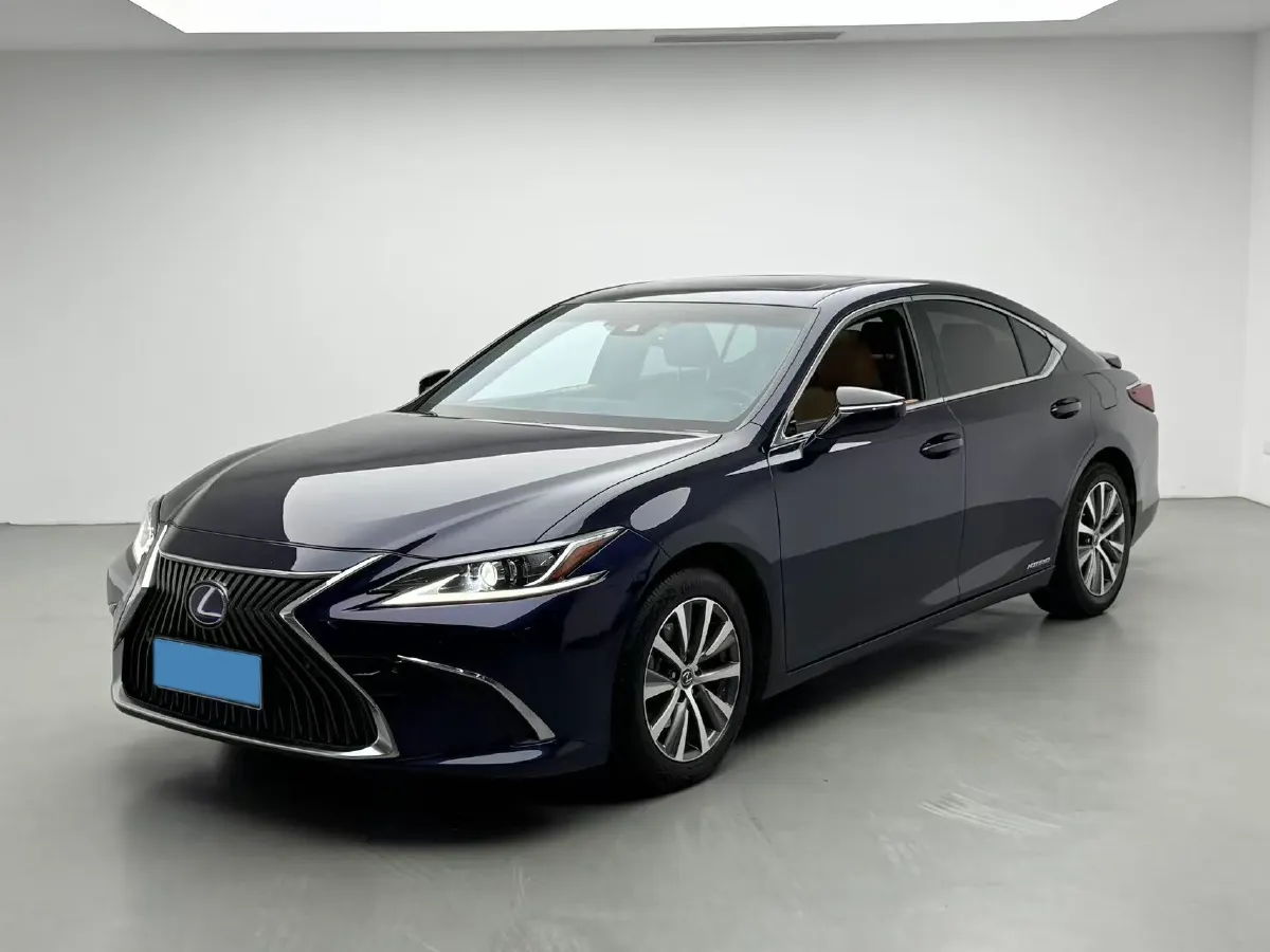 2018 Lexus ES 2.5L 178HP L4 E-CVT Hybrid,autocango,china used car exporter,china ev exporter,chinese used car exporter,chinese used ev exporter