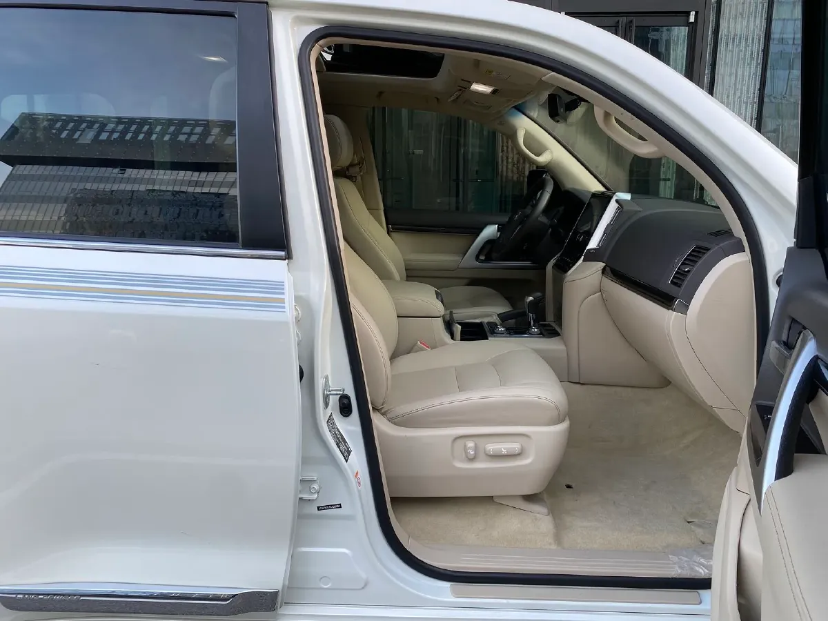 2019 Chevrolet Trax 1.0T 125HP L3 6AT,autocango,china used car exporter,china ev exporter,chinese used car exporter,chinese used ev exporter