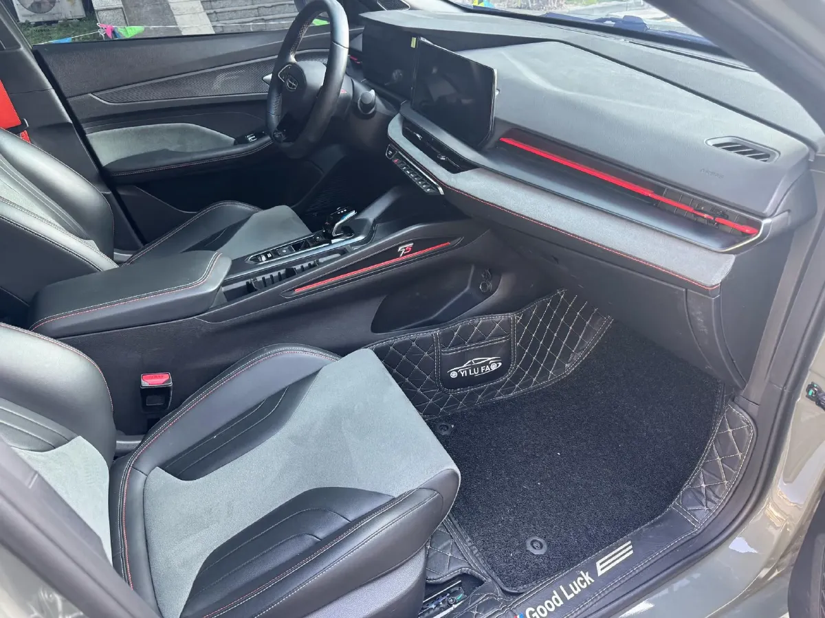 2022 Geely Binray 1.5T 181HP L4 7DCT,autocango,china used car exporter,china ev exporter,chinese used car exporter,chinese used ev exporter