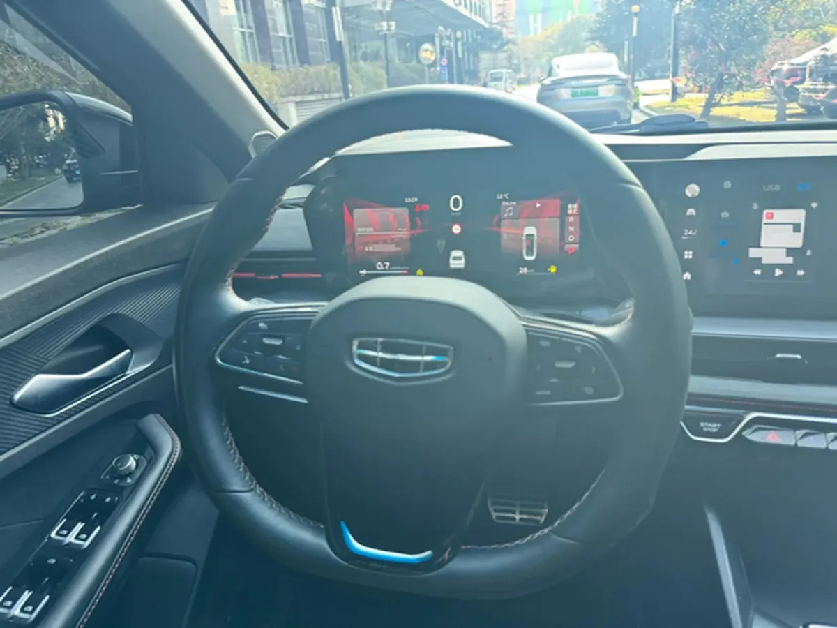 2022 Geely Binray 1.5T 181HP L4 7DCT,autocango,china used car exporter,china ev exporter,chinese used car exporter,chinese used ev exporter