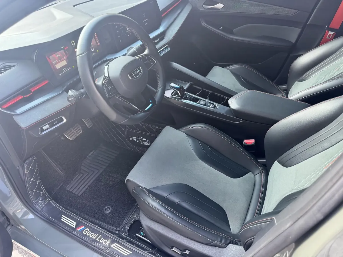 2022 Geely Binray 1.5T 181HP L4 7DCT,autocango,china used car exporter,china ev exporter,chinese used car exporter,chinese used ev exporter