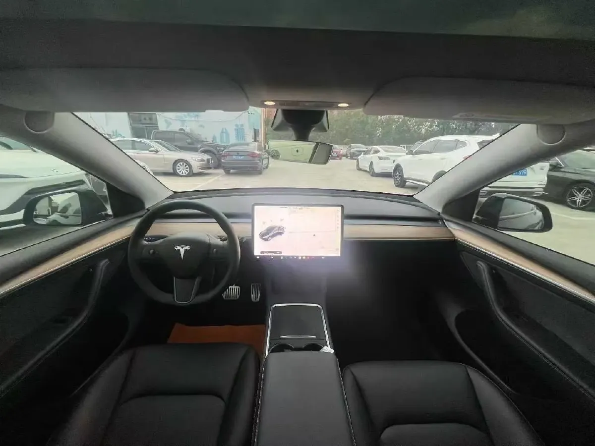 2022 Tesla Model Y BEV 60KWH,autocango,china used car exporter,china ev exporter,chinese used car exporter,chinese used ev exporter