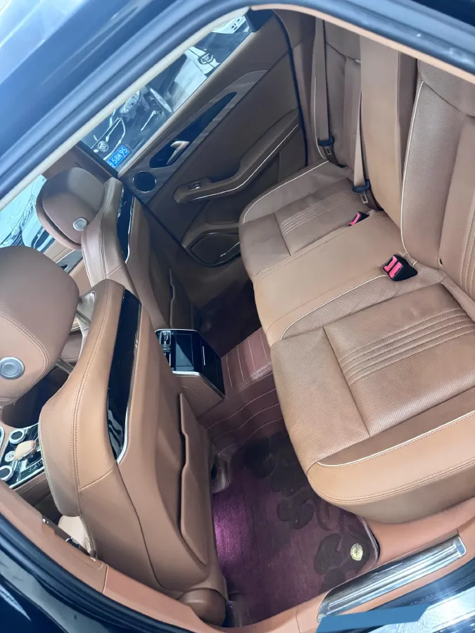 2020 HongQi H9 2.0T 252HP L4 7DCT,autocango,china used car exporter,china ev exporter,chinese used car exporter,chinese used ev exporter