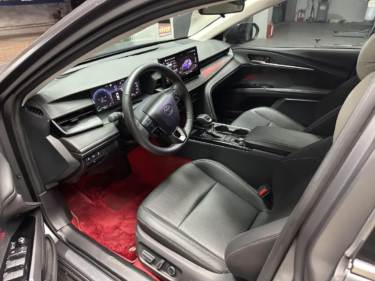 2025 Toyota Camry 2.0L 152HP L4 E-CVT Hybrid,autocango,china used car exporter,china ev exporter,chinese used car exporter,chinese used ev exporter
