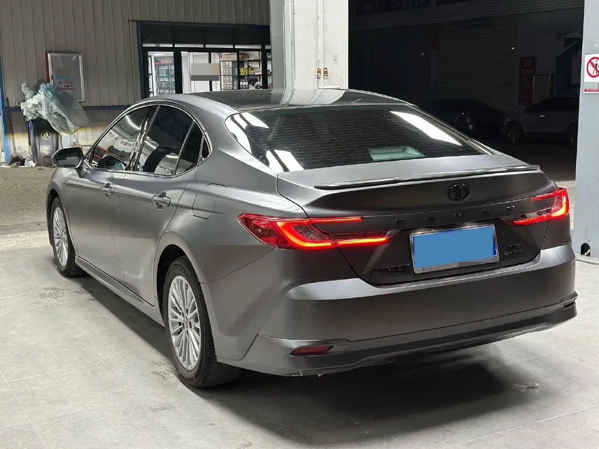 2025 Toyota Camry 2.0L 152HP L4 E-CVT Hybrid,autocango,china used car exporter,china ev exporter,chinese used car exporter,chinese used ev exporter