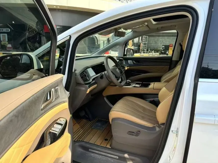 2024 Denza D9 1.5T 139HP L4 E-CVT PHEV 40KWH,autocango,china used car exporter,china ev exporter,chinese used car exporter,chinese used ev exporter