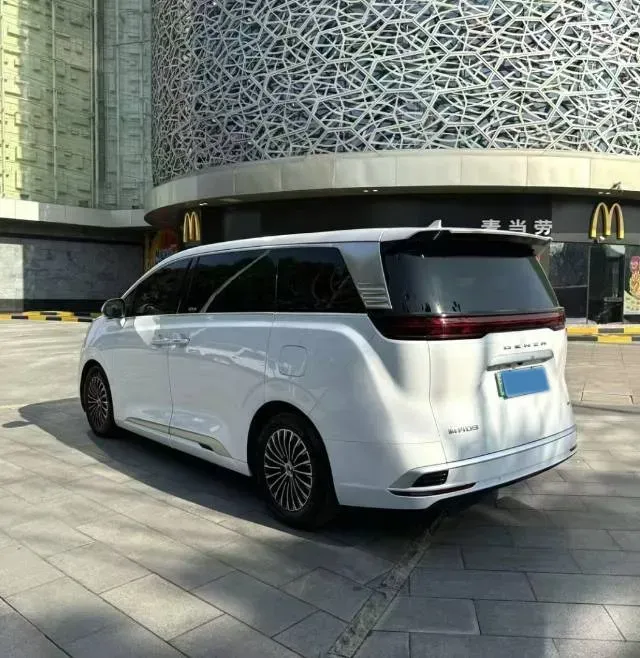 2024 Denza D9 1.5T 139HP L4 E-CVT PHEV 40KWH,autocango,china used car exporter,china ev exporter,chinese used car exporter,chinese used ev exporter