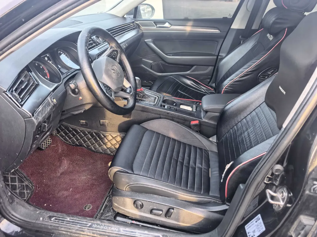 2020 Volkswagen Magotan 2.0T 186HP L4 7DCT,autocango,china used car exporter,china ev exporter,chinese used car exporter,chinese used ev exporter