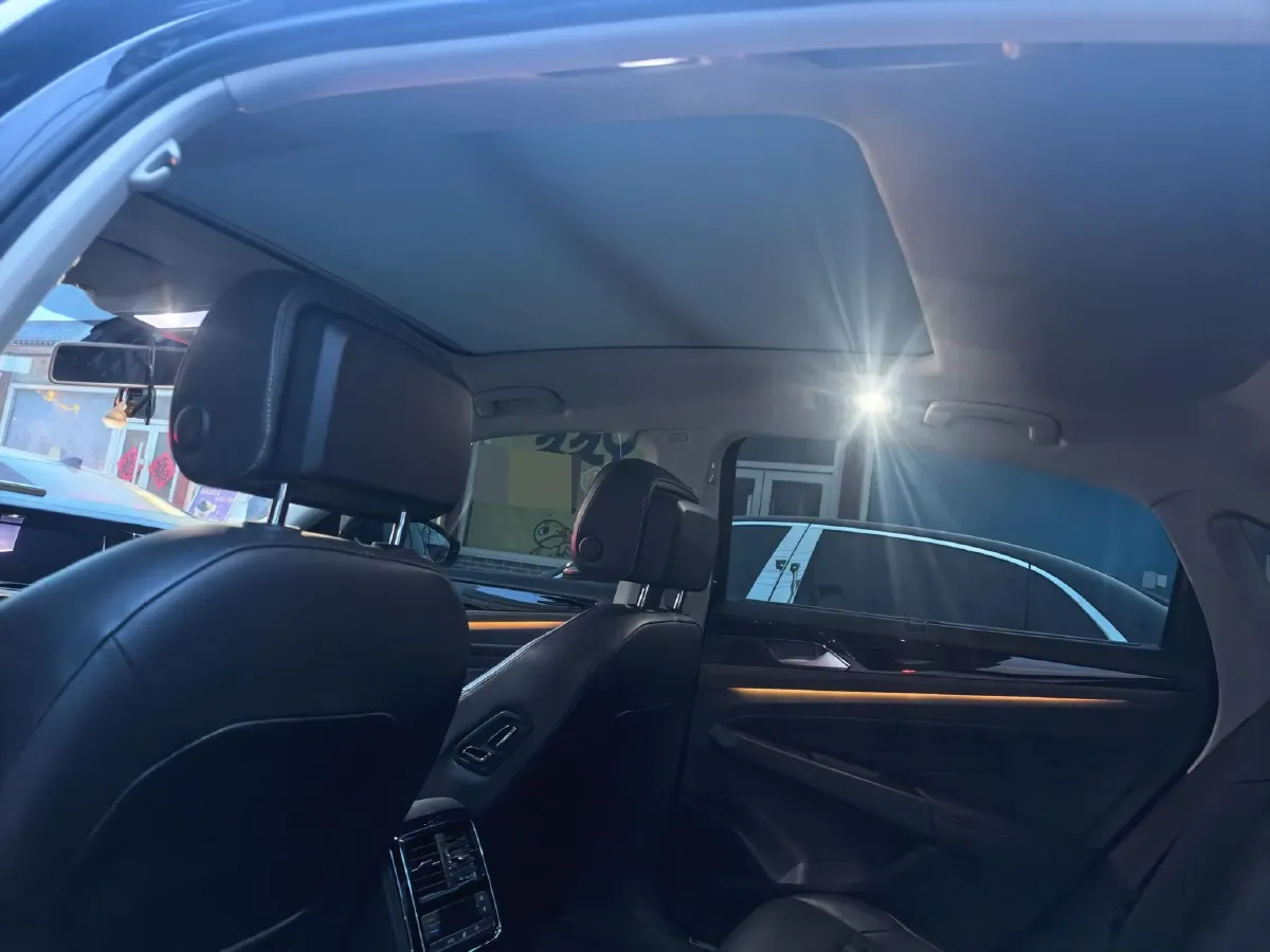 2019 Volvo V40 1.5T 152HP L4 6AT,autocango,china used car exporter,china ev exporter,chinese used car exporter,chinese used ev exporter