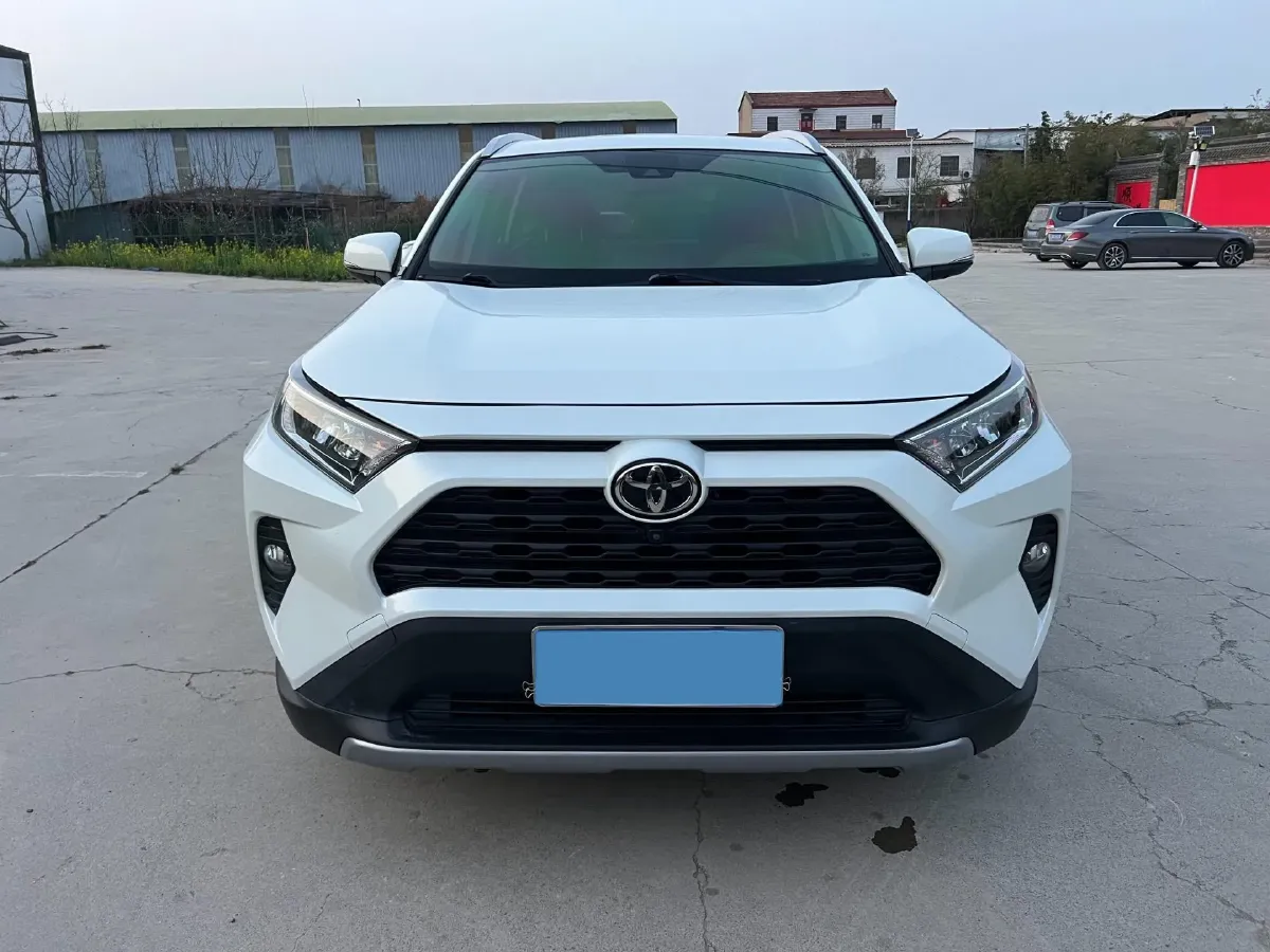 2020 Toyota RAV4 2.0L 171HP L4 CVT,autocango,china used car exporter,china ev exporter,chinese used car exporter,chinese used ev exporter