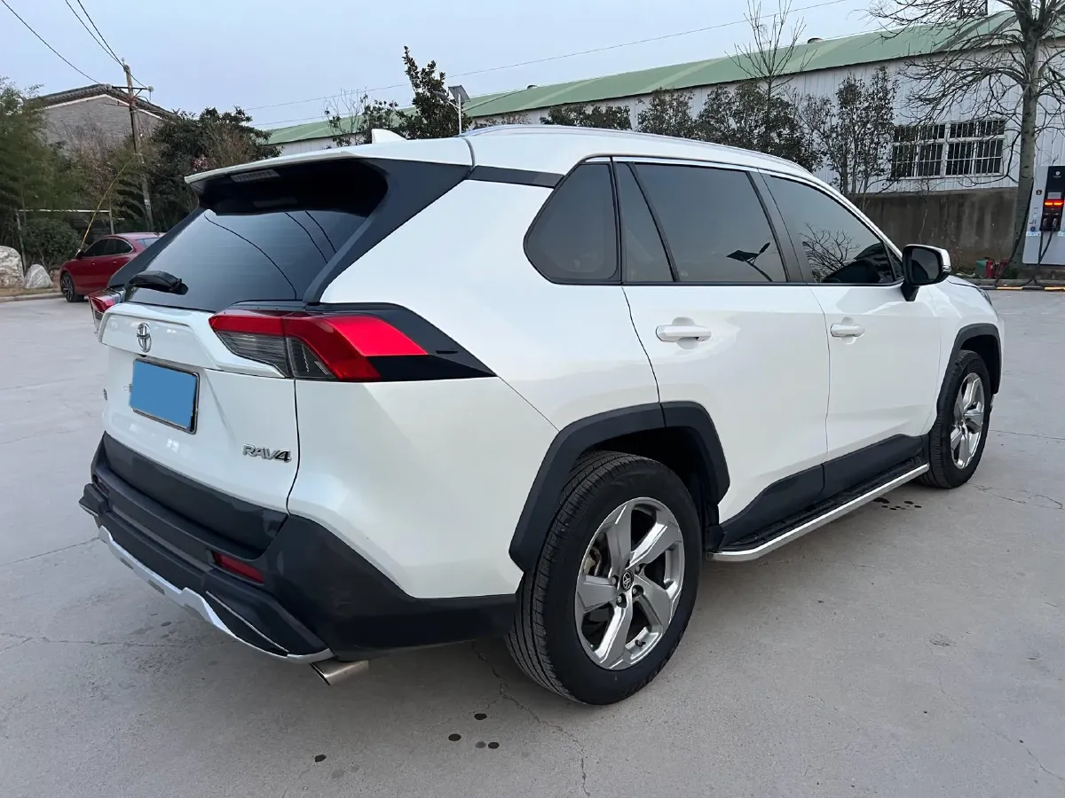 2020 Toyota RAV4 2.0L 171HP L4 CVT,autocango,china used car exporter,china ev exporter,chinese used car exporter,chinese used ev exporter