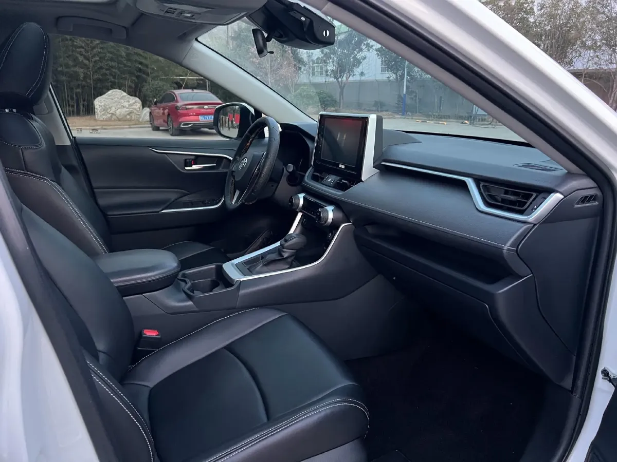 2020 Toyota RAV4 2.0L 171HP L4 CVT,autocango,china used car exporter,china ev exporter,chinese used car exporter,chinese used ev exporter