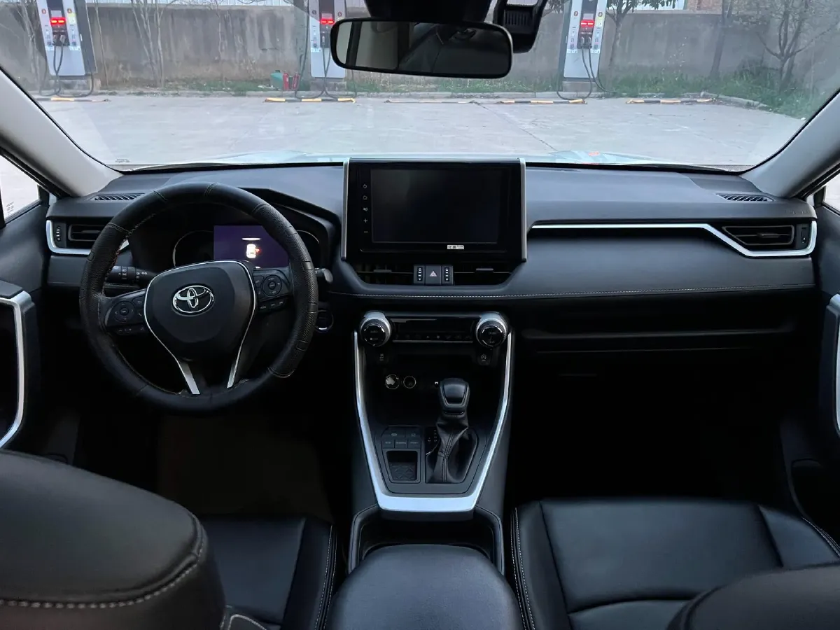 2020 Toyota RAV4 2.0L 171HP L4 CVT,autocango,china used car exporter,china ev exporter,chinese used car exporter,chinese used ev exporter